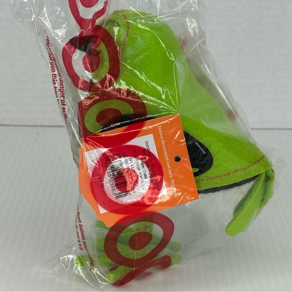 Target Hyde & Eek NEW Feathery Friends X-RAY Halloween Zombie Bird Figurine 2024 - Picture 3 of 7